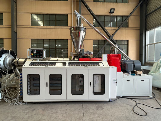 Máquina de fabricación de plástico UPVC de gran diámetro avanzado de 400-710 mm, fábrica en China