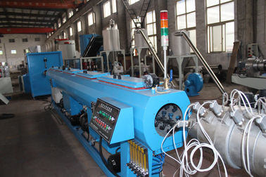 Cadena de producción fría del tubo de la protuberancia PPR del tubo de agua caliente para la gama de 20-63m m