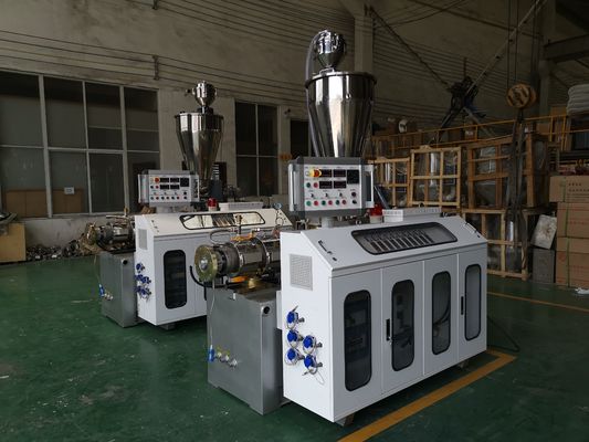 Línea de producción de conductos eléctricos con extrusora de tuberías de PVC de 16-63 mm