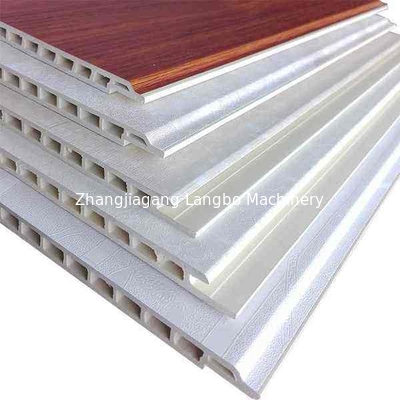 Extrusor de doble tornillo cónico automático de plástico WPC PVC panel de techo de madera contrachapada tablero/perfil de ventana/marco de puerta máquina de extrusión/línea de producción